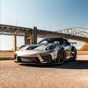 Meet your Posher, Xavier